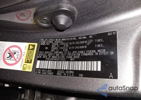 2017 Toyota Highlander Xle z USA, uszkodzony, nr VIN 5TDJZRFH4HS512025